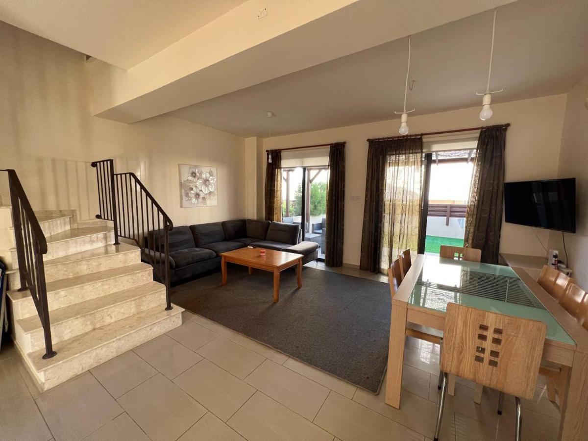 파라림니 Kapparis Town House 빌라 외부 사진