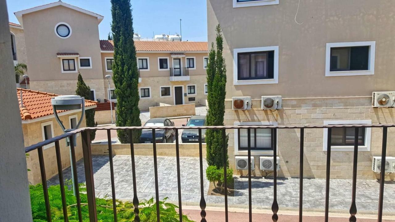 파라림니 Kapparis Town House 빌라 외부 사진